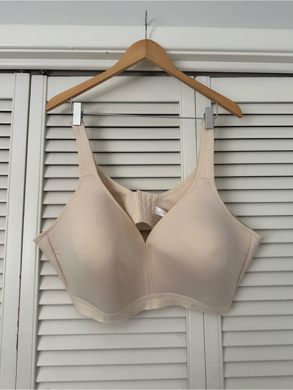 Cacique EUC Light Nude Seamless Full Coverage Wireless Bra